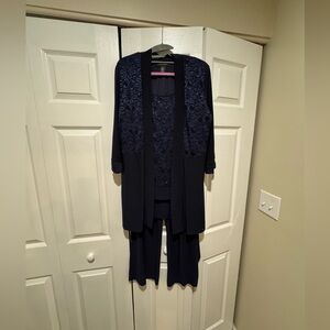 Mother/grandmother wedding outfit pants suit